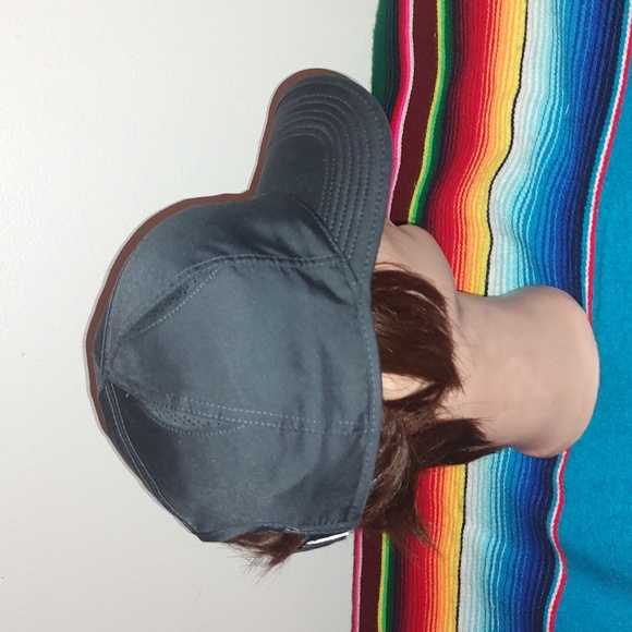 Nike Featherlight Dri-Fit Merchant & Gould Company Adjustable Gray White Hat - Picture 7 of 11